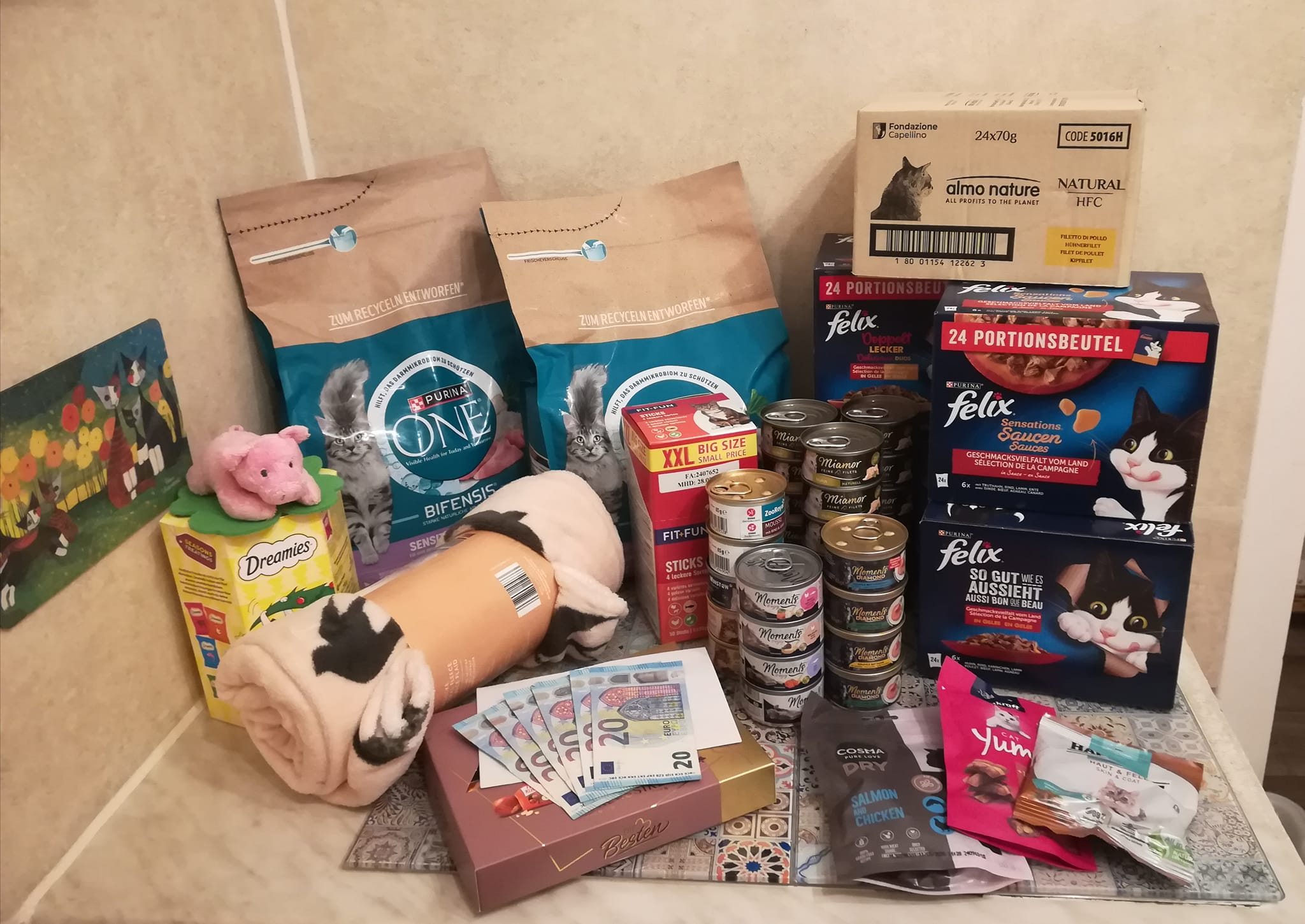 Spenden und Keksverkauf